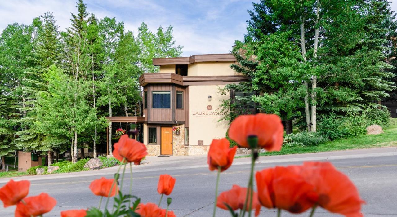 Laurelwood Condominiums 303 قرية سنوماس المظهر الخارجي الصورة