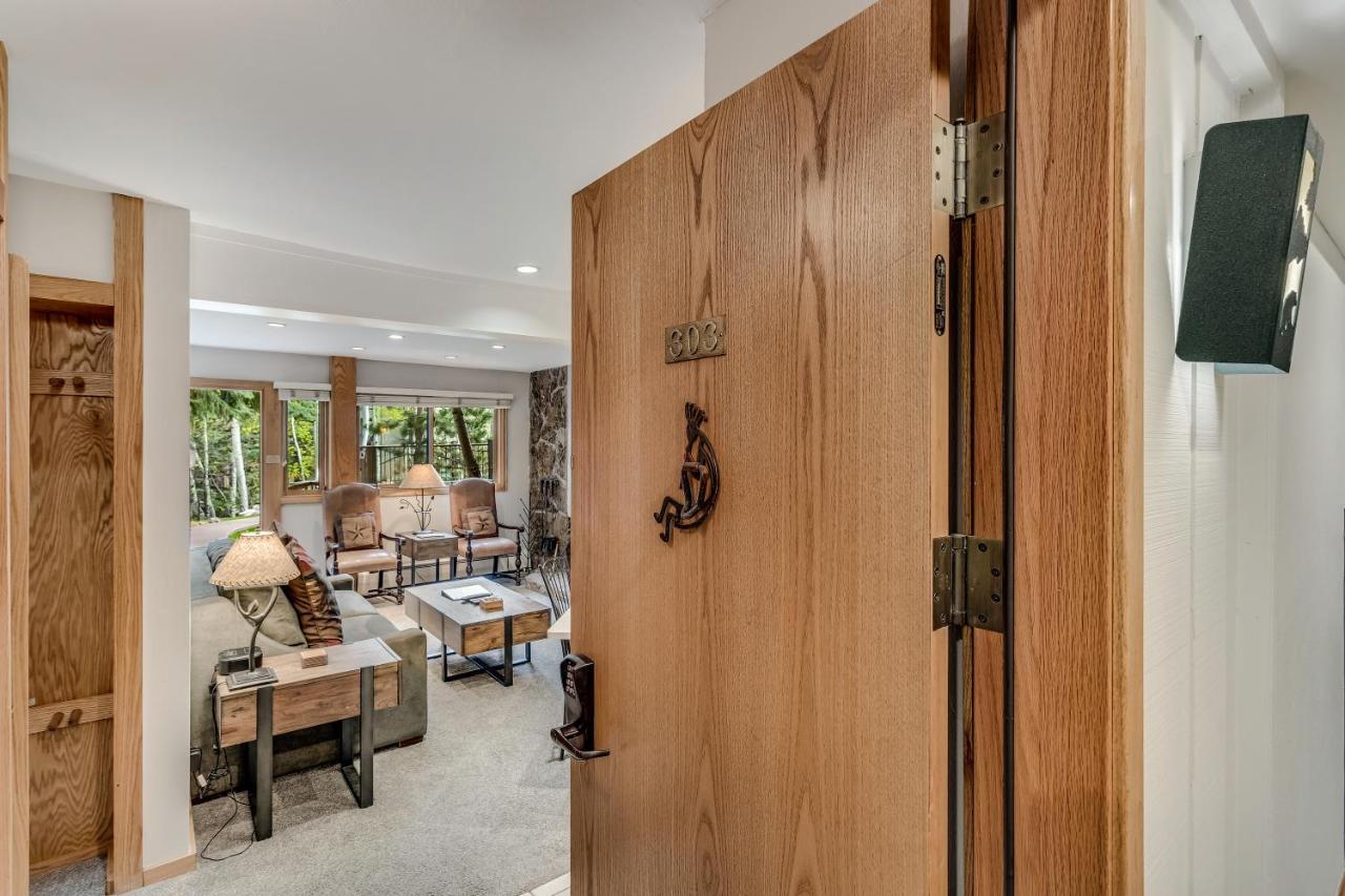 Laurelwood Condominiums 303 قرية سنوماس المظهر الخارجي الصورة