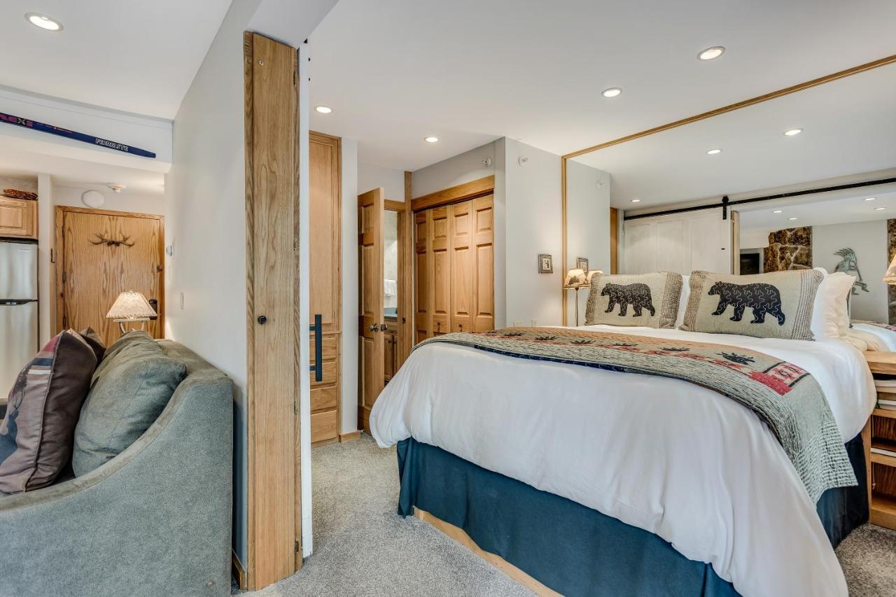 Laurelwood Condominiums 303 قرية سنوماس المظهر الخارجي الصورة