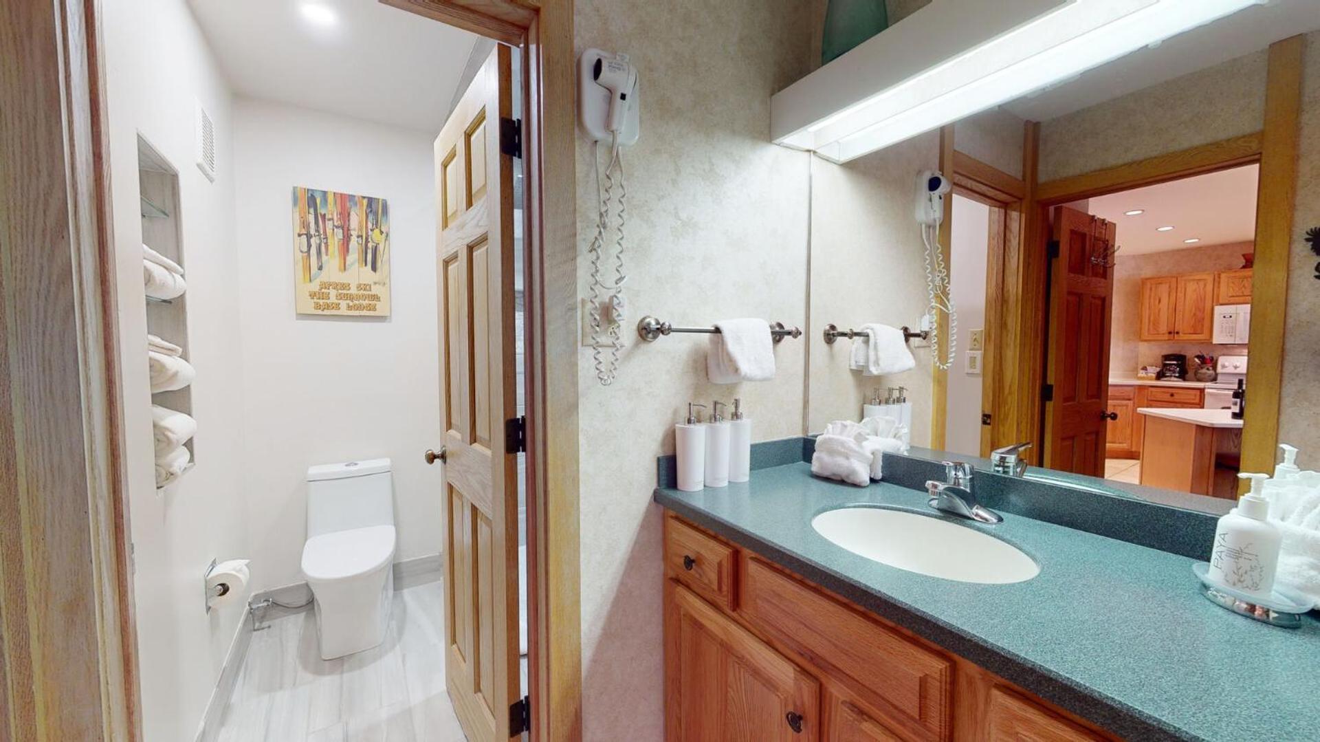 Laurelwood Condominiums 303 قرية سنوماس الغرفة الصورة